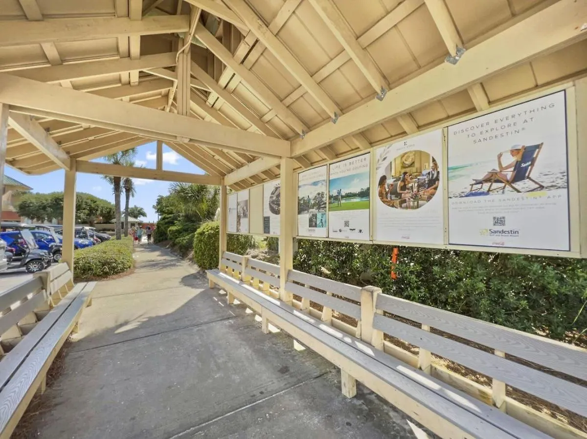 Holiday home Magnolia Village Condo Unit 506 Is A Beautiful 2 Bed 2 Bath Condo Located In Sandestin Golf And Beach Resort